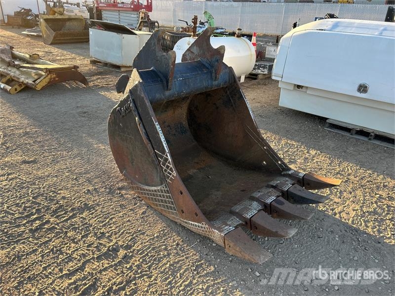 Destec 47 in Q/C Digging Excavator Bucket - Fits Komatsu  Cucharones