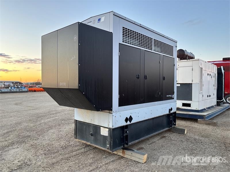 Detroit Diesel Diesel 4UA10 225 kW Generator Set Dizel generatori
