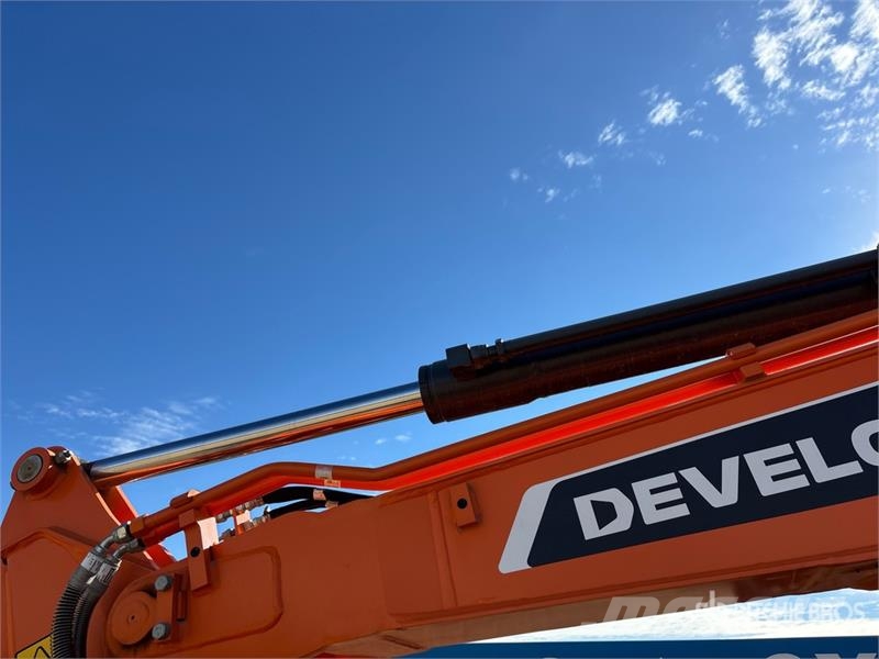 Develon DX35Z-7 Mini bageri < 7t