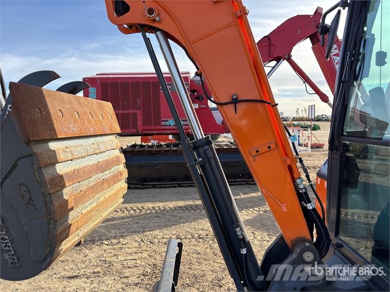 Develon DX35Z-7 Міні-екскаватори < 7т