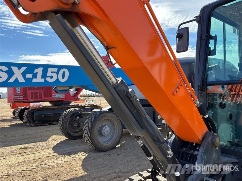 Develon DX35Z-7 Mini bageri < 7t