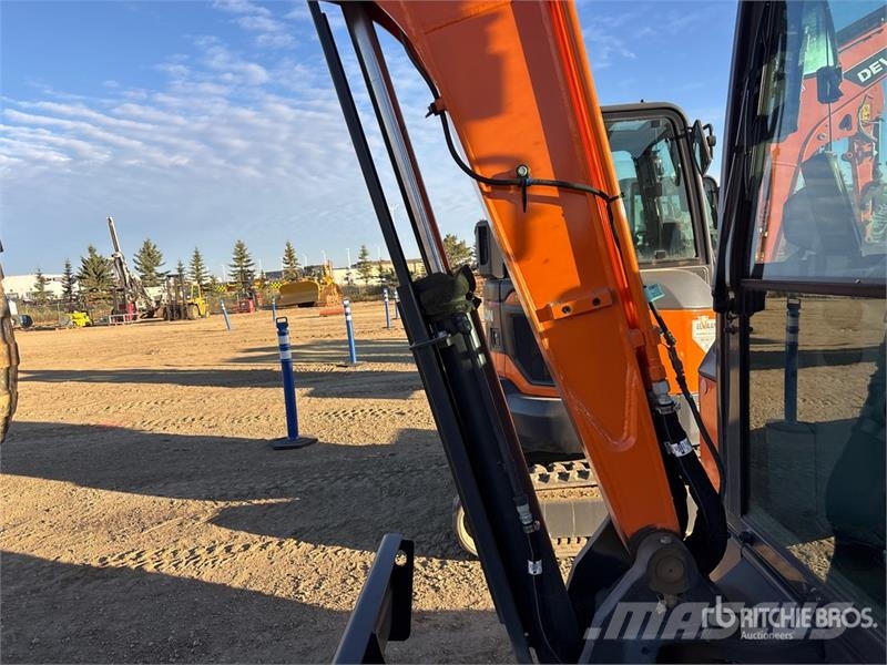 Develon DX35Z-7 Minibagger < 7t