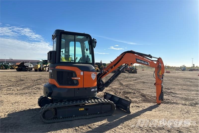 Develon DX35Z-7 Miniexcavadoras