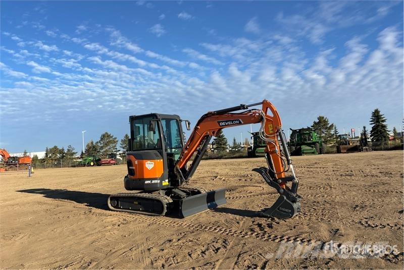 Develon DX35Z-7 소형 굴삭기 7톤 미만