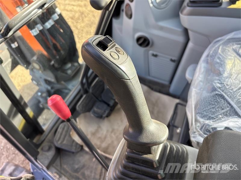 Develon DX35Z-7 Міні-екскаватори < 7т
