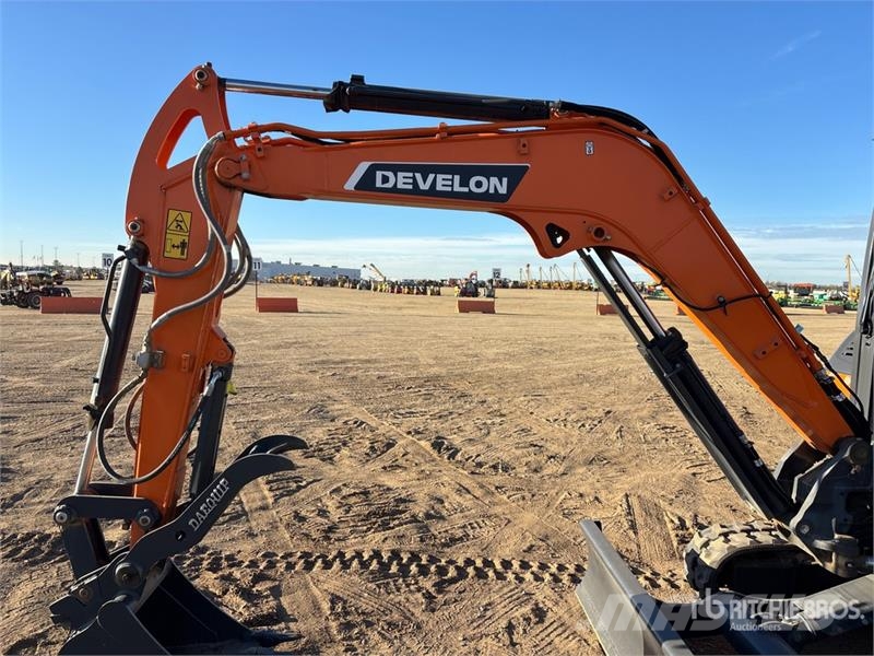 Develon DX35Z-7 소형 굴삭기 7톤 미만