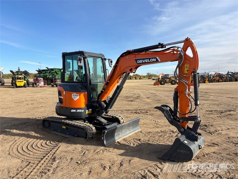 Develon DX35Z-7 Міні-екскаватори < 7т