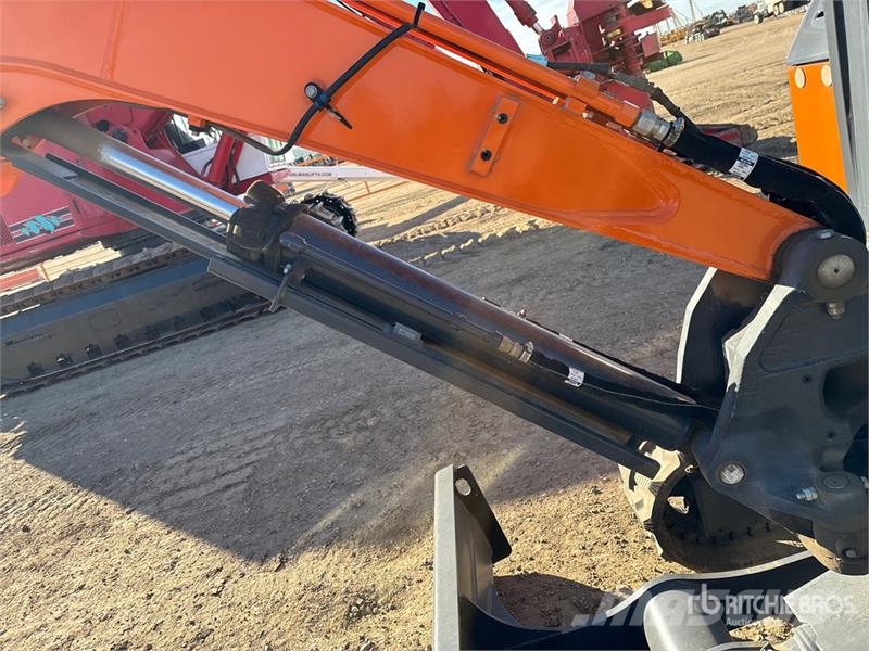 Develon DX35Z-7 Minibagger < 7t