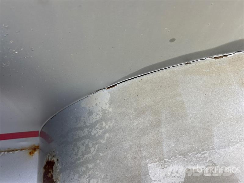  Dex 16 ft T/A Horse Trailer مقطورات نقل الحيوانات