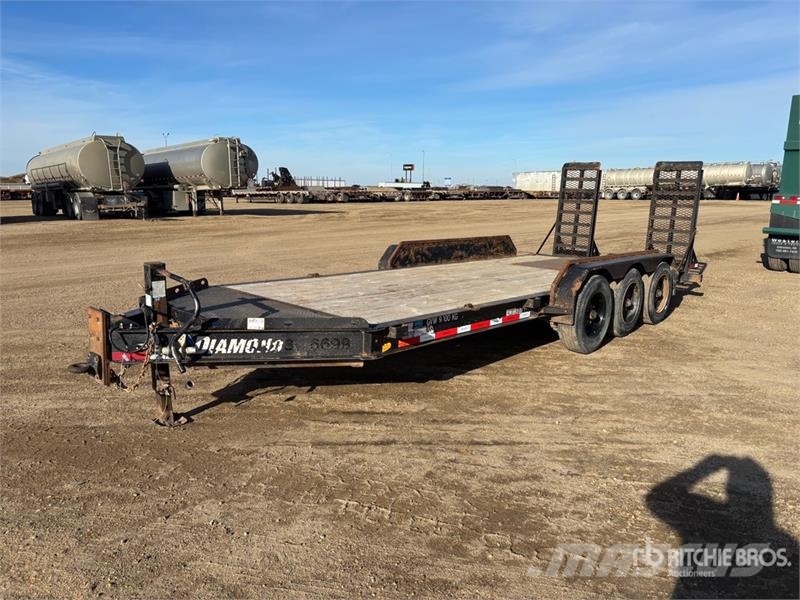 Diamond 20 ft Tri/A Equipment Trailer Трейлери колесного транспортного засобу