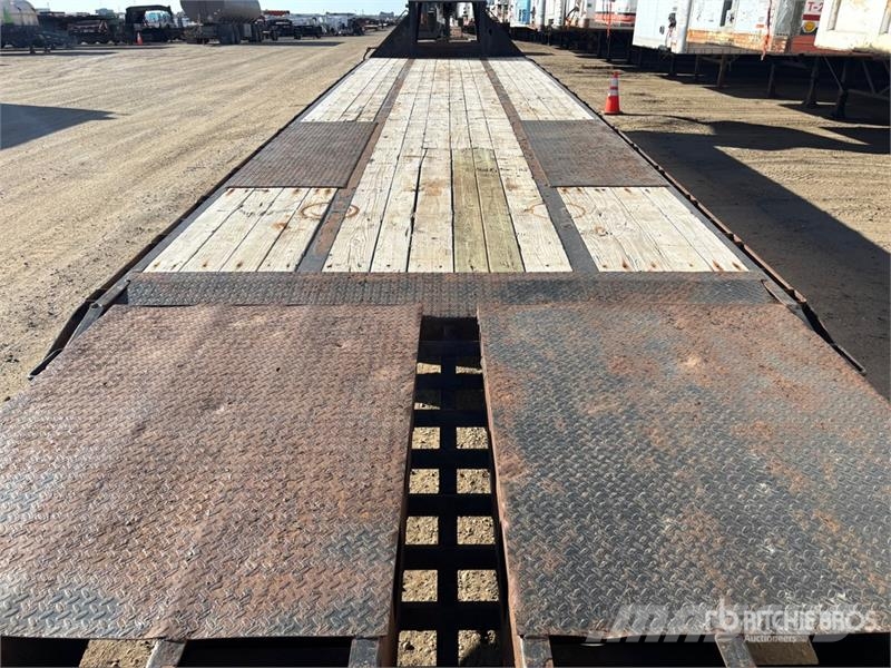 Diamond 35 ft T/A Gooseneck Equipment Trailer Oprijwagen