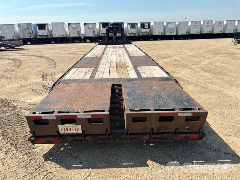 Diamond 35 ft T/A Gooseneck Equipment Trailer Remolques para transporte de vehículos