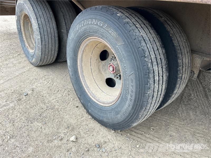 Diamond C 25 ft T/A Gooseneck Equipment Trailer Autotreilerid