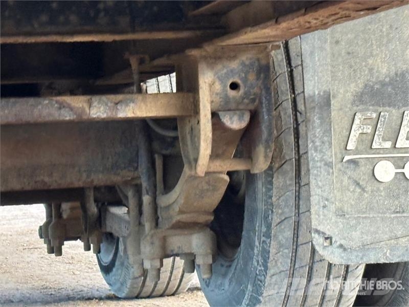 Diamond C 36 ft T/A Gooseneck Flatbed Trailer Flaksläp