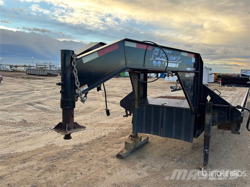Diamond C 36 ft T/A Gooseneck Flatbed Trailer Flaksläp