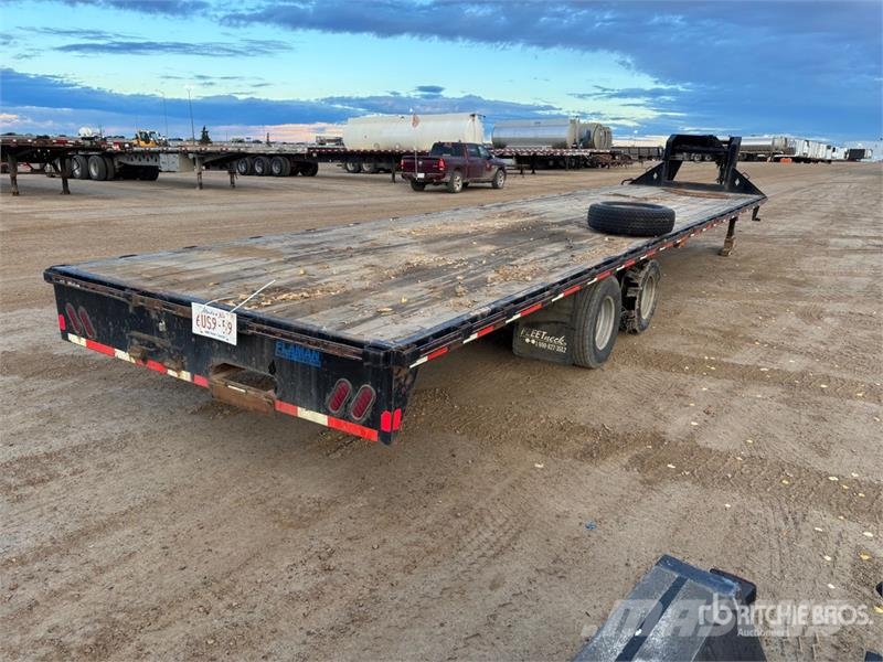 Diamond C 36 ft T/A Gooseneck Flatbed Trailer Flaksläp
