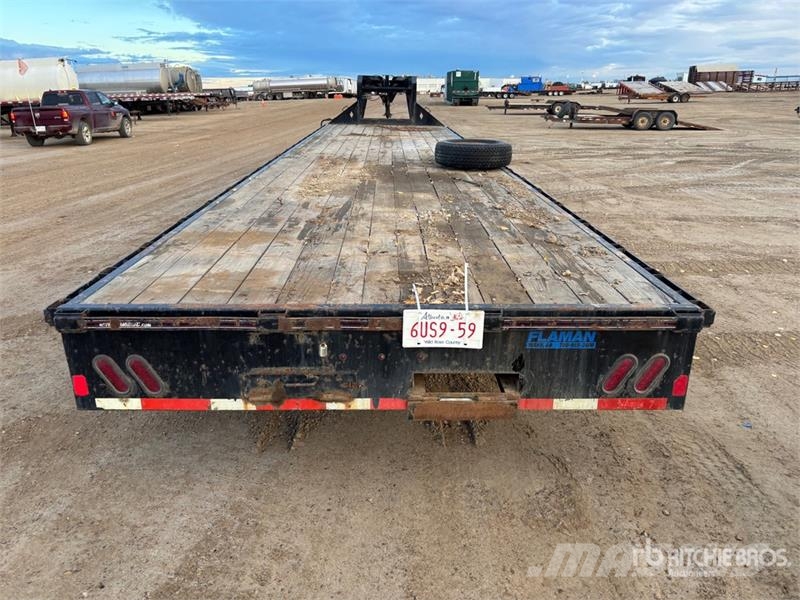 Diamond C 36 ft T/A Gooseneck Flatbed Trailer Flaksläp