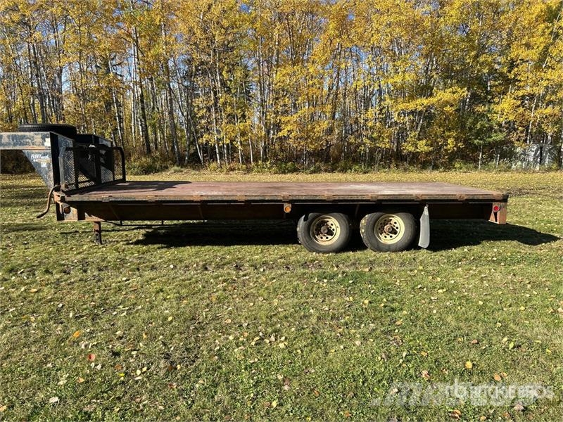 Diamond C Trailer 20 ft T/A Gooseneck Flatbed Trailer Причепи-платформи/бокове розвантаження