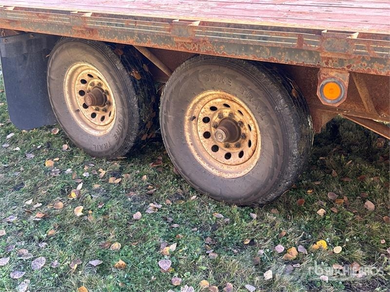 Diamond C Trailer 20 ft T/A Gooseneck Flatbed Trailer Причепи-платформи/бокове розвантаження
