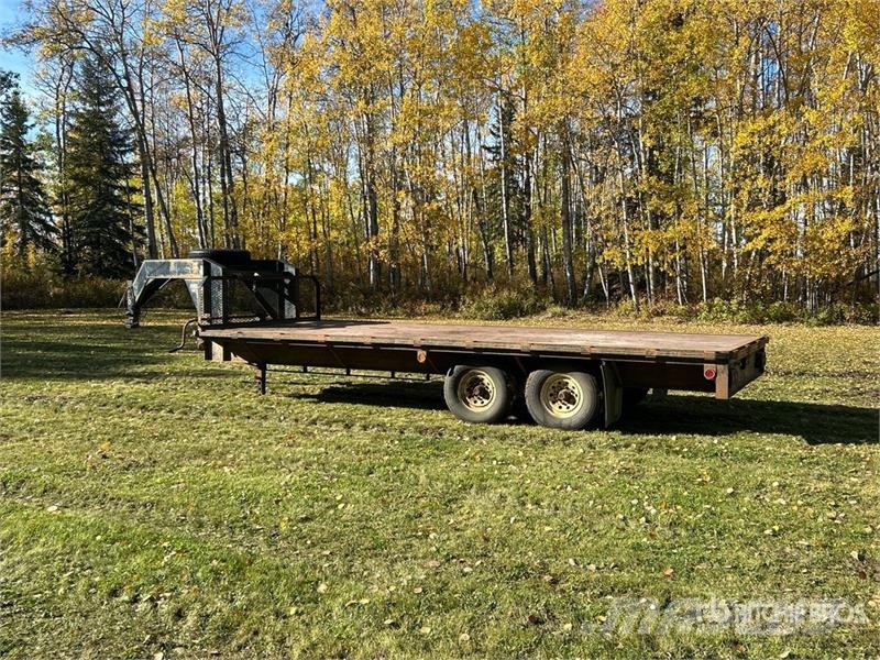 Diamond C Trailer 20 ft T/A Gooseneck Flatbed Trailer Причепи-платформи/бокове розвантаження