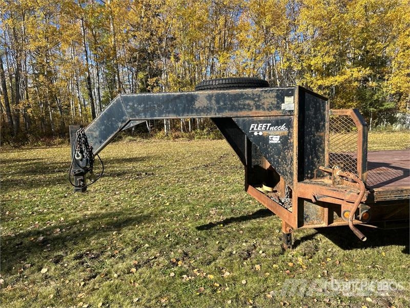 Diamond C Trailer 20 ft T/A Gooseneck Flatbed Trailer Причепи-платформи/бокове розвантаження
