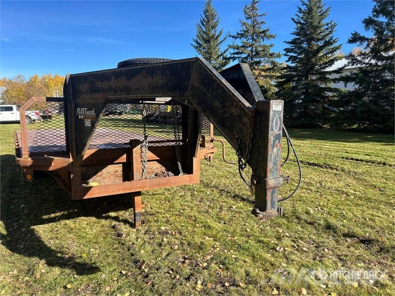 Diamond C Trailer 20 ft T/A Gooseneck Flatbed Trailer Причепи-платформи/бокове розвантаження