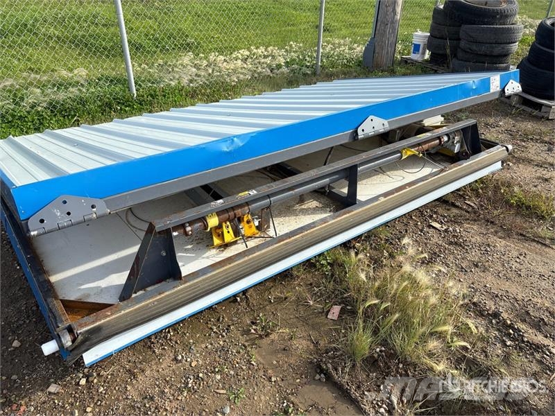 Diamond Doors Bi-Fold Garage Doors (Unused) 其他组件