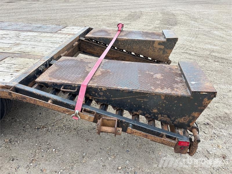 Diamond FLT210 30 ft T/A Gooseneck Equipment Trailer Autotransport-Anhänger