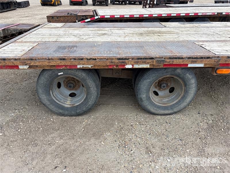 Diamond FLT210 30 ft T/A Gooseneck Equipment Trailer Autotransport-Anhänger