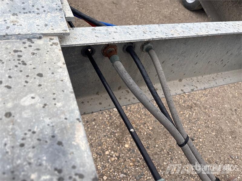  Dimond 40 ft Extendable Container Trailer مقطورات حاويات