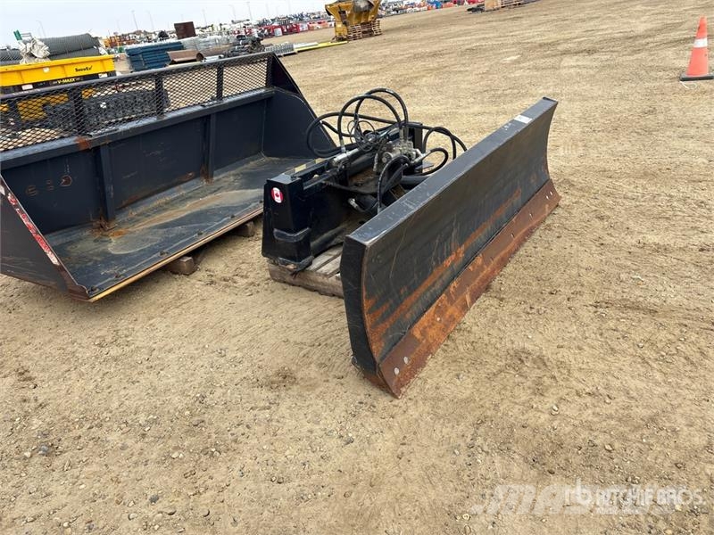  Dirt Trax 84 in Skid Steer Snow Blade Snežne daske i plugovi