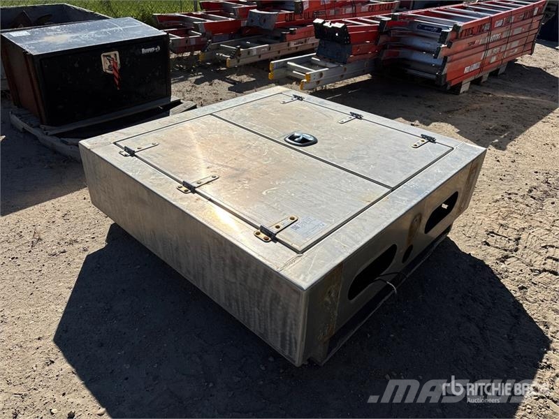 Distribution Box Kiti naudoti statybos komponentai