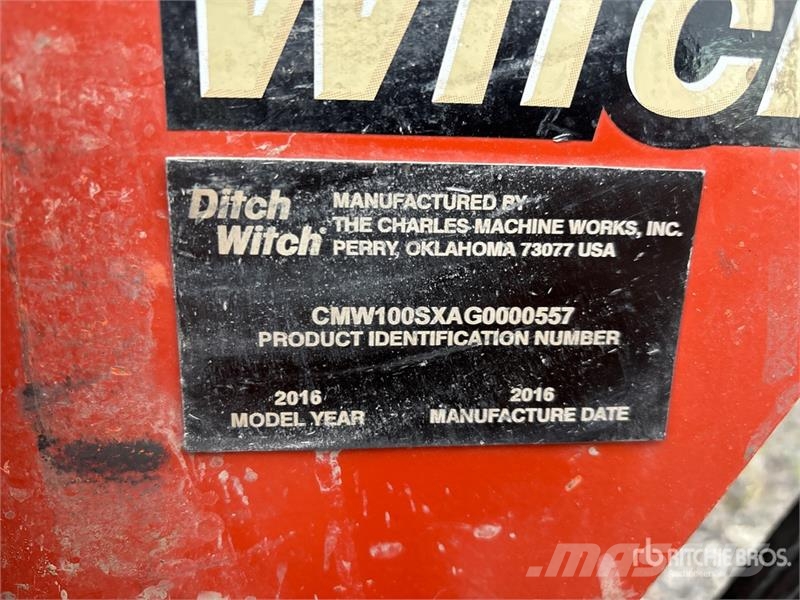 Ditch Witch 100SX Plugovi