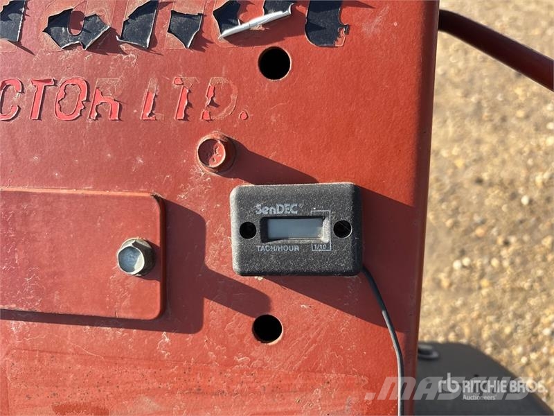 Ditch Witch 1330H Pinnaselõikurid