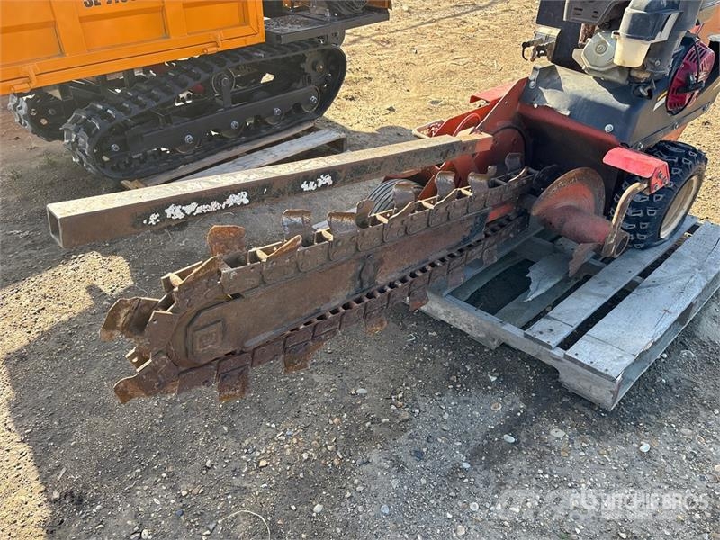 Ditch Witch 1330H Pinnaselõikurid