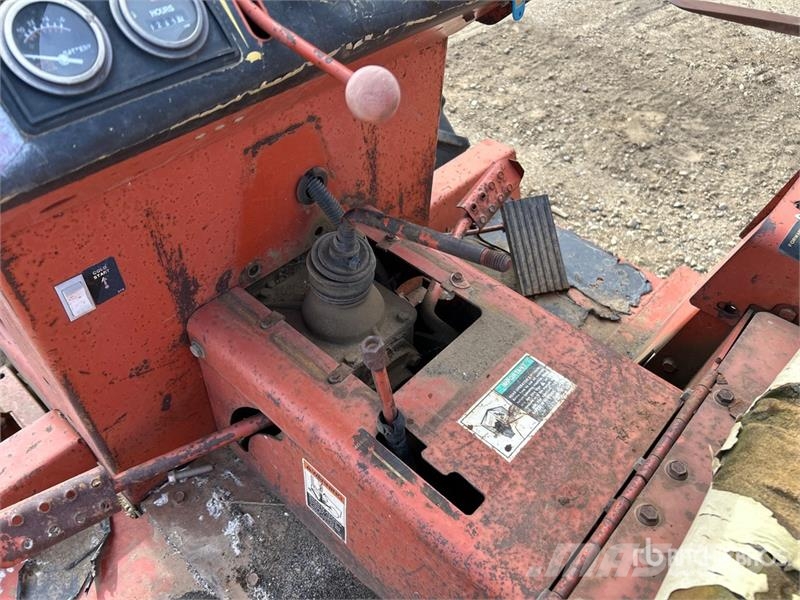 Ditch Witch 361DD 4x4 Trencher (Inoperable) Траншеекопатели