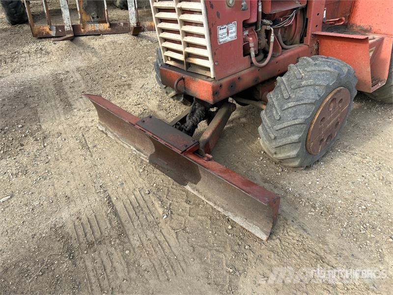 Ditch Witch 361DD 4x4 Trencher (Inoperable) Траншеекопатели