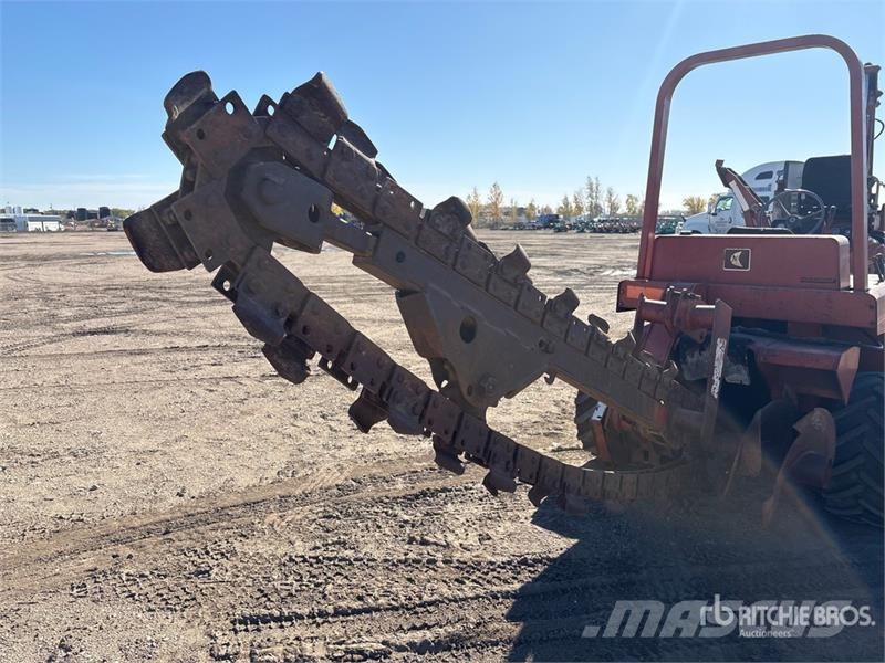 Ditch Witch 4010DD 4x4 Trencher Trenchers