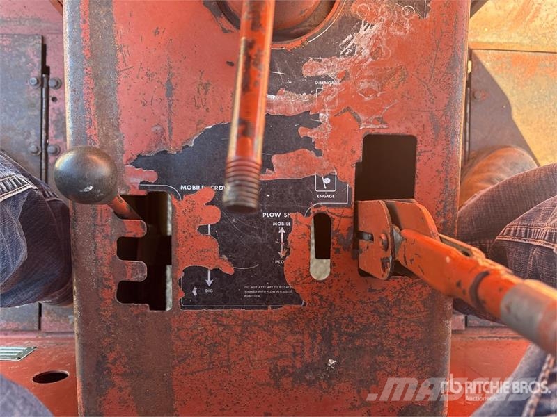 Ditch Witch 4010DD 4x4 Trencher Trenchers