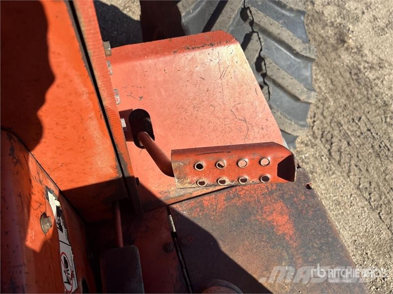 Ditch Witch 4010DD 4x4 Trencher Trenchers