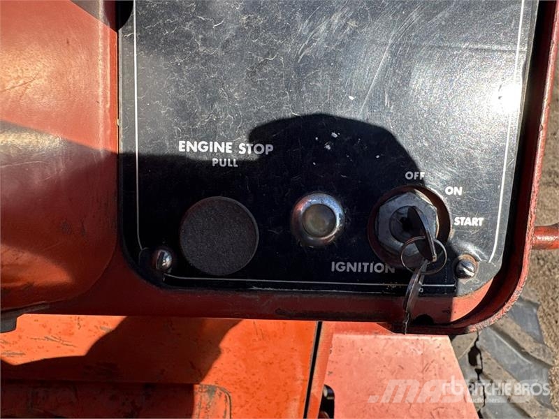 Ditch Witch 4010DD 4x4 Trencher Trenchers