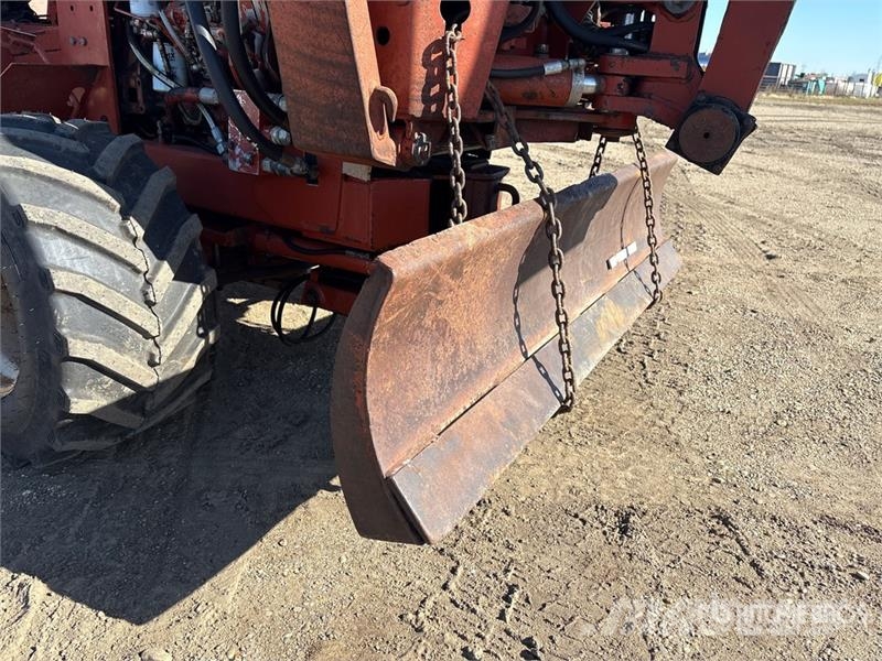 Ditch Witch 4010DD 4x4 Trencher Trenchers