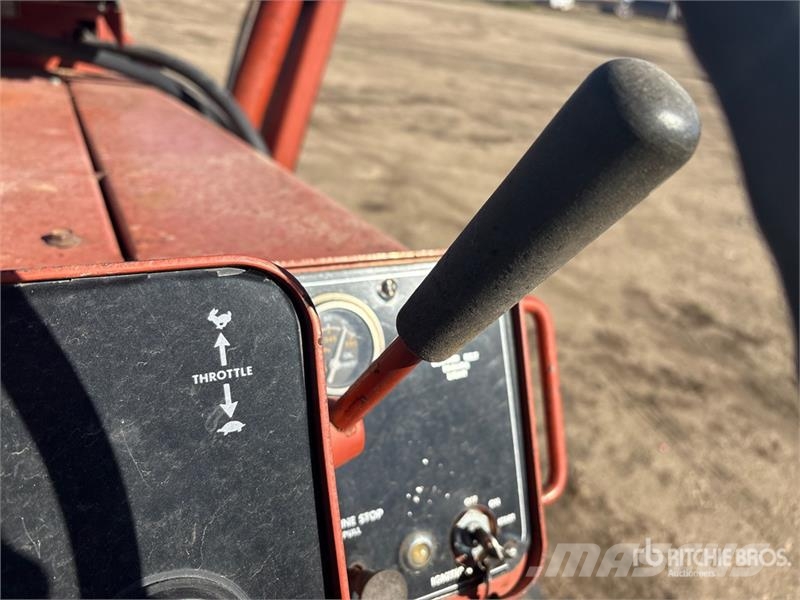 Ditch Witch 4010DD 4x4 Trencher Trenchers