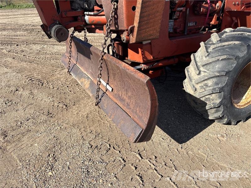 Ditch Witch 4010DD 4x4 Trencher Trenchers