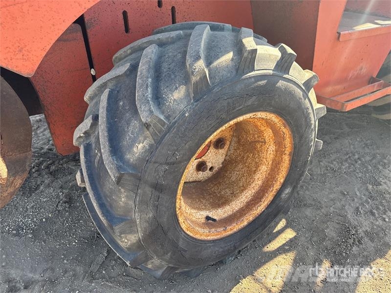 Ditch Witch 4010DD 4x4 Trencher Trenchers