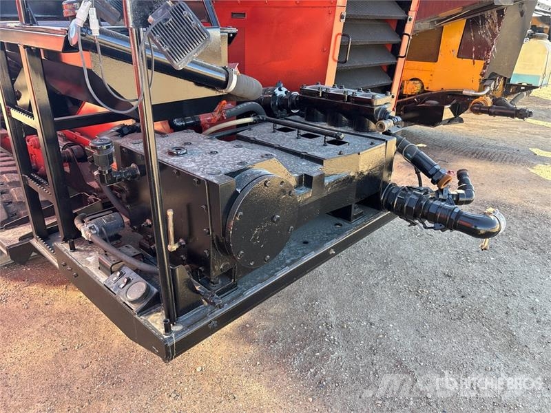 Ditch Witch JT100 الحفارات الأفقية