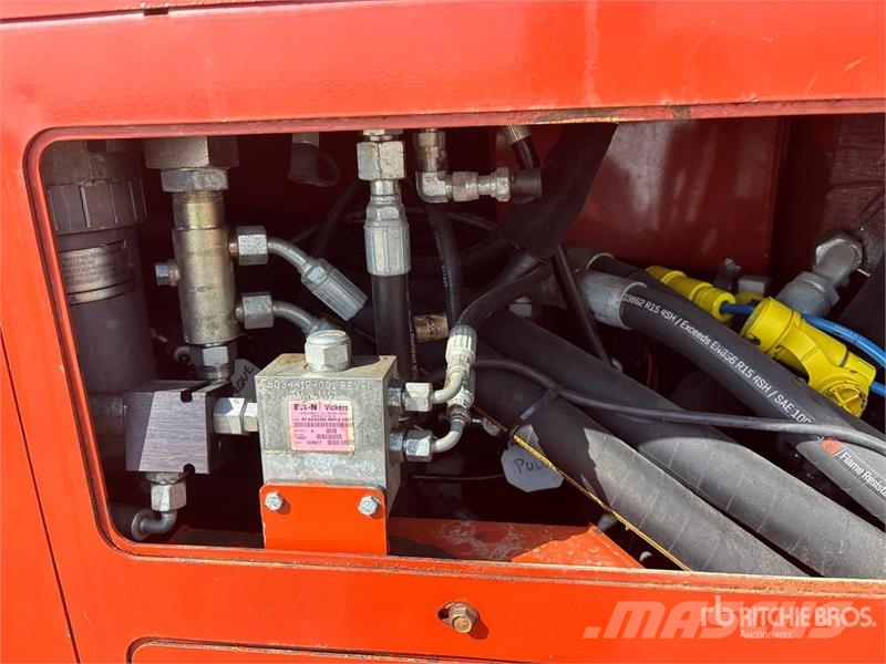 Ditch Witch JT100 Foreuse horizontale
