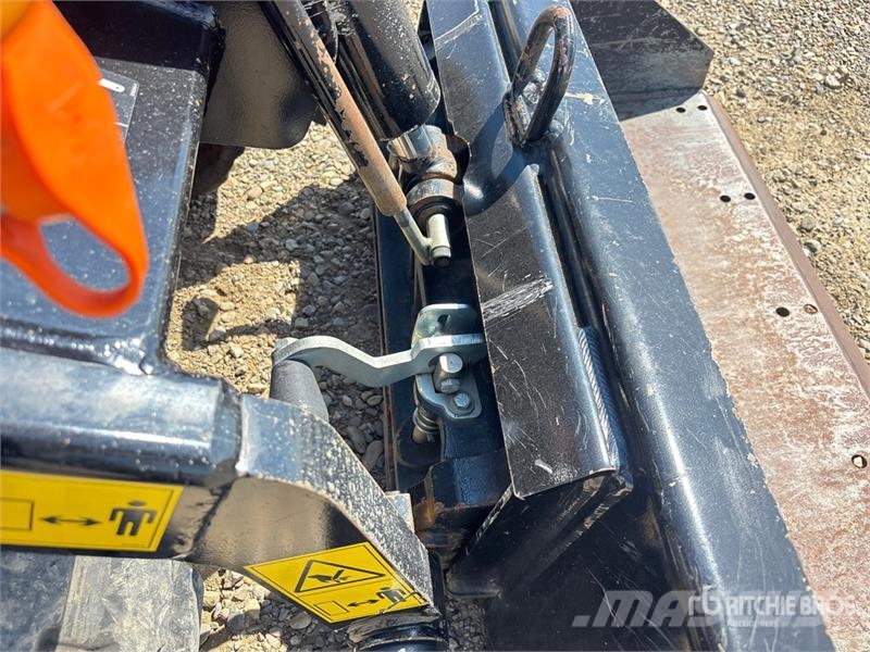 Ditch Witch SK800 Mini Compact Track Loader Kompaktlastare