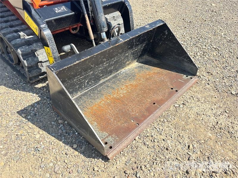 Ditch Witch SK800 Mini Compact Track Loader Kompaktlastare