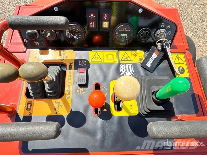 Ditch Witch SK800 Mini Compact Track Loader Kompaktlastare